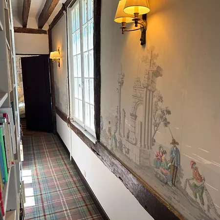 Le Manoir familial du Quesnot - Pays d'Auge - Confort - Elégant