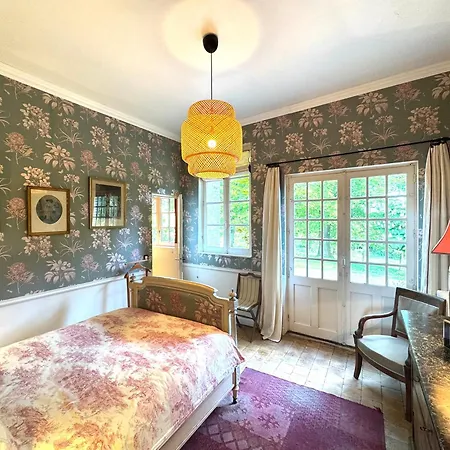 Le Manoir Familial Du Quesnot - Patrimoine - Elegant - Calme *